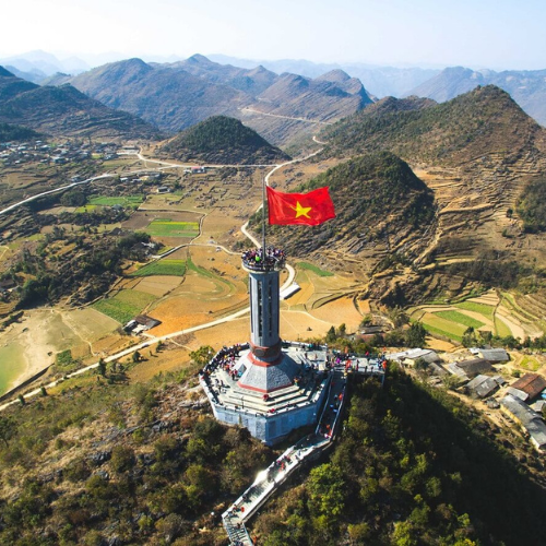 Lung Cu Flag Tower marks the northernmost point of Vietnam Lung Cu Flag Tower marks the northernmost point of Vietnam